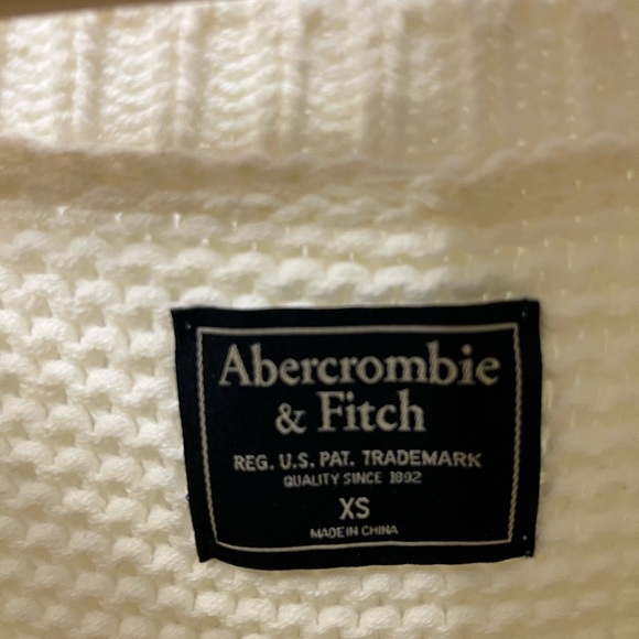 Abercrombie & Fitch Lace-Up Sweater - Picture 5 of 7